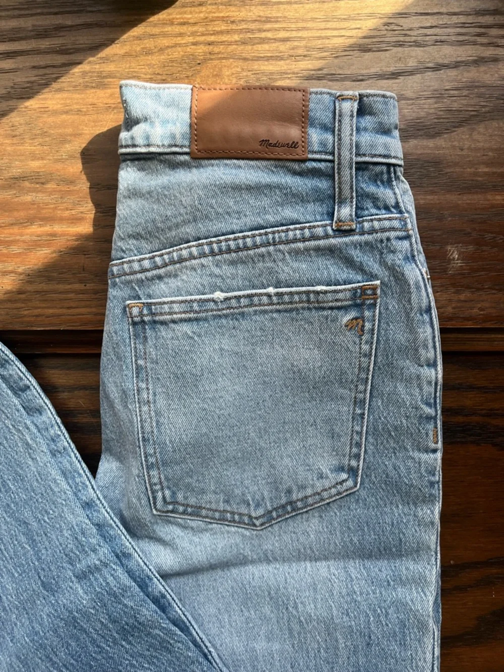 Light Blue Denim Jeans - vintage full-length Jean - Madewell - Picture 3 of 5